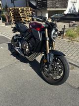 Honda CB650R - EZ: 03-2024  - 829 km - rot