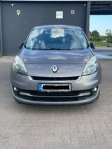 Renault Scenic Bose Edition ENERGY TCe 115 Start & S... - Renault Scenic: Allradantrieb