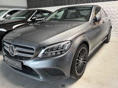 MERCEDES-BENZ C 200/WIDESCREEN/1.HAND/DISTRONIC/RFK/GAR