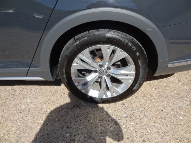 Fahrzeugabbildung Volkswagen Passat Alltrack/4Motion/2.Hd/Kam/AHK/Navi/