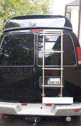 Chevrolet Chevy Van schwarz V8 5L inkl. LPG-Anlage TÜV neu - Chevrolet aus 1997: Van