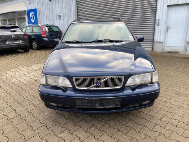 Volvo V70 2.5-10V*2.Hand*Klima*ZR+Wapu+TÜV/AU NEU*