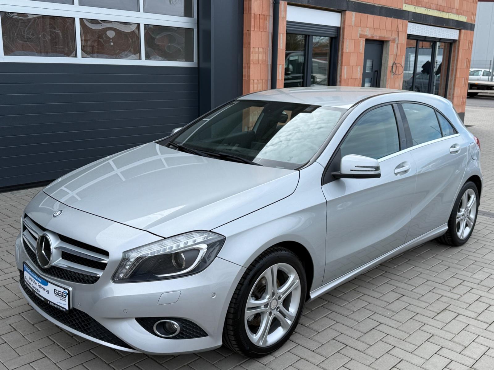 Mercedes-Benz A 180 BlueEfficiency *XENON*NAVI*PDC*8 FACH*