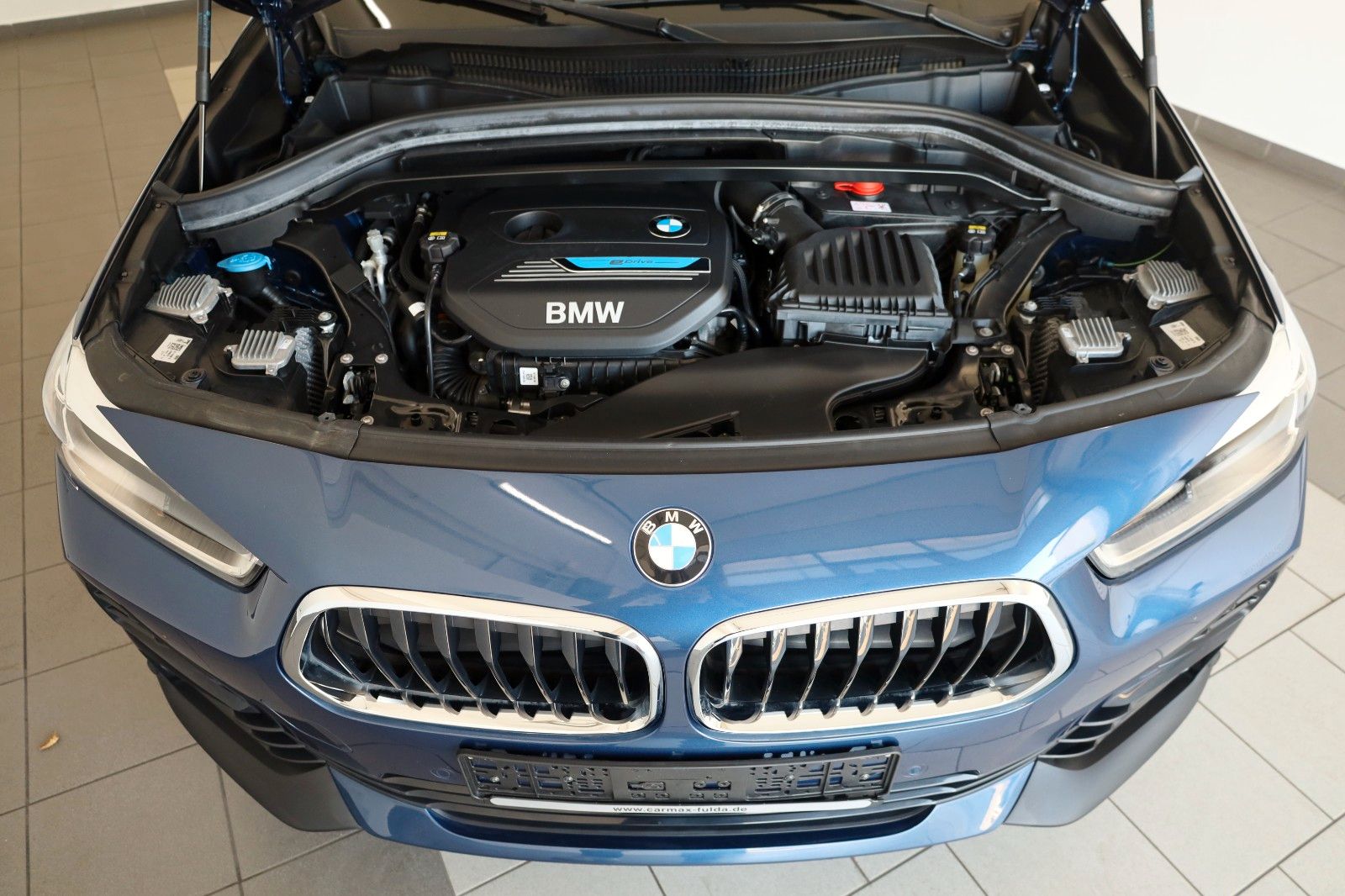 Fahrzeugabbildung BMW X2 xDrive 25e Advantage,Leder,Navi,SH,HUD,Kamera