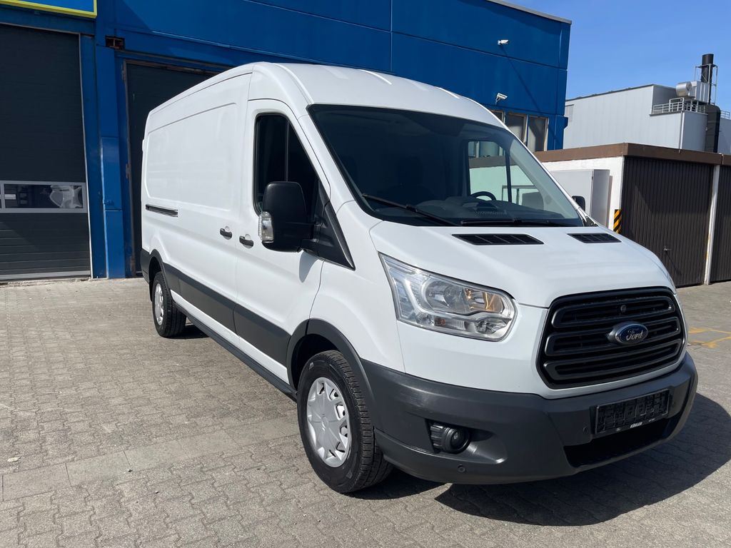 Image of Ford Transit