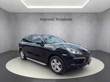 Porsche Cayenne - 1