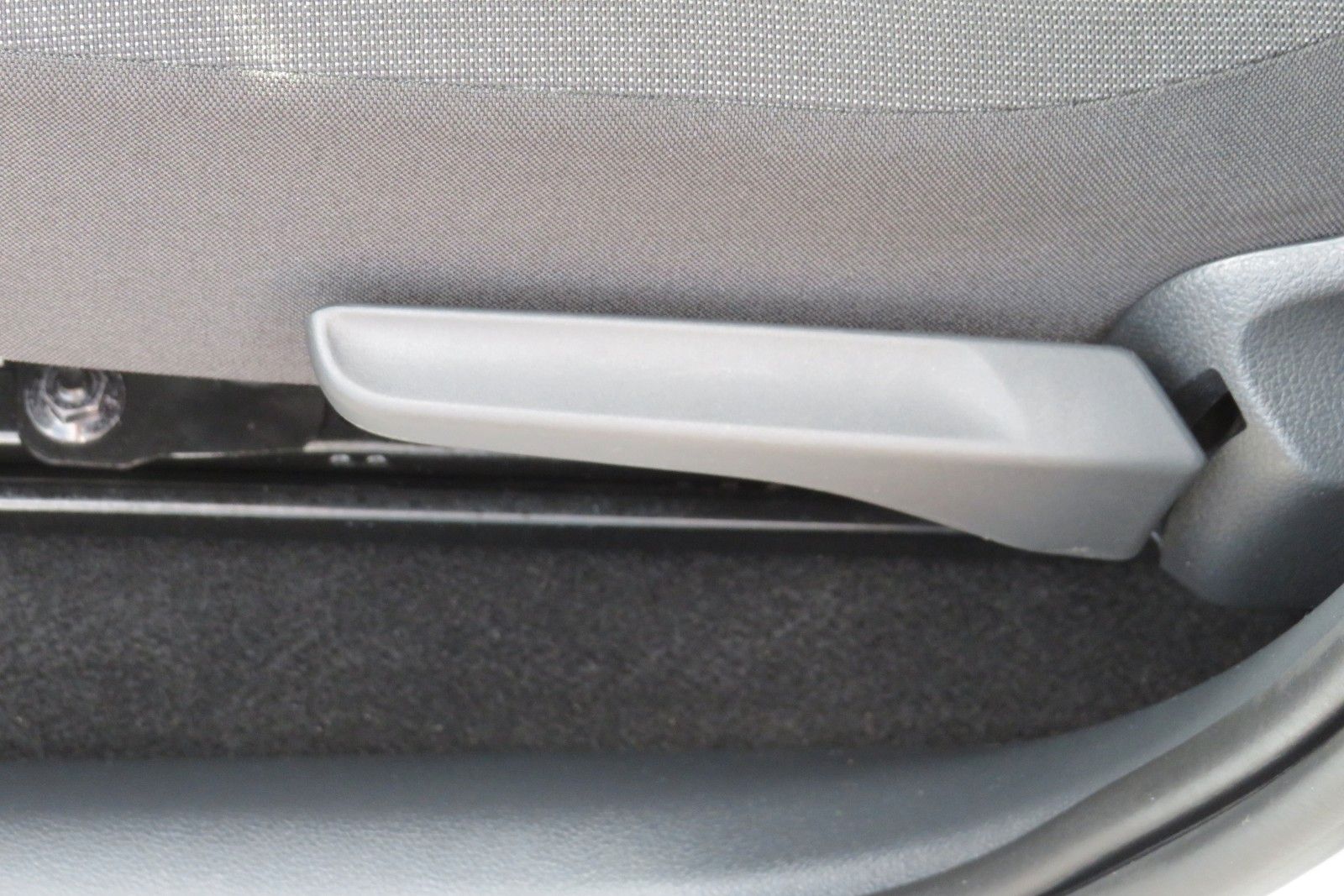 Fahrzeugabbildung Volkswagen up! 4T SITZH. GJ KLIMA TELVOR MAPS&MORE 1.HD