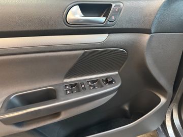 Volkswagen Golf V *TÜVSERVICE 092028*SZHZ*TEMPO*KLIMA*PDC