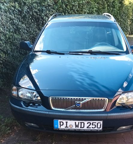 Volvo V70 2.4 T -