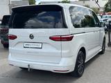 Volkswagen T7 Multivan Life DSG Easy Open Navi AHK ACC DAB+ - VW T7 Multivan Gebrauchtwagen in München
