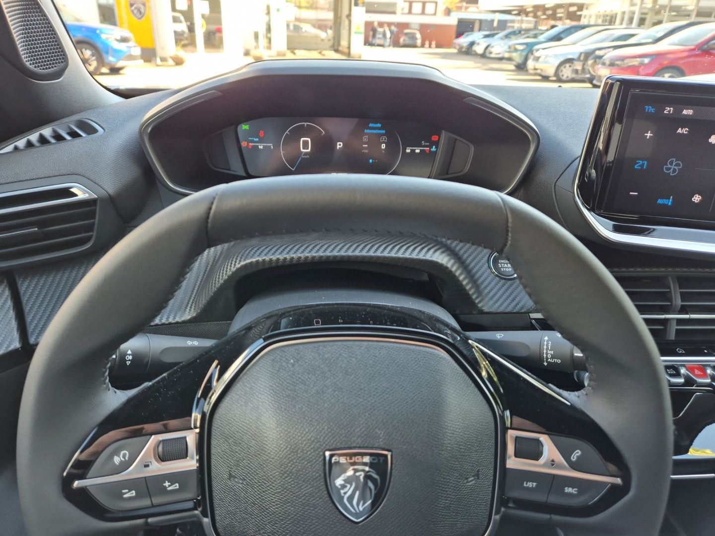 Peugeot 2008 - Bild 12