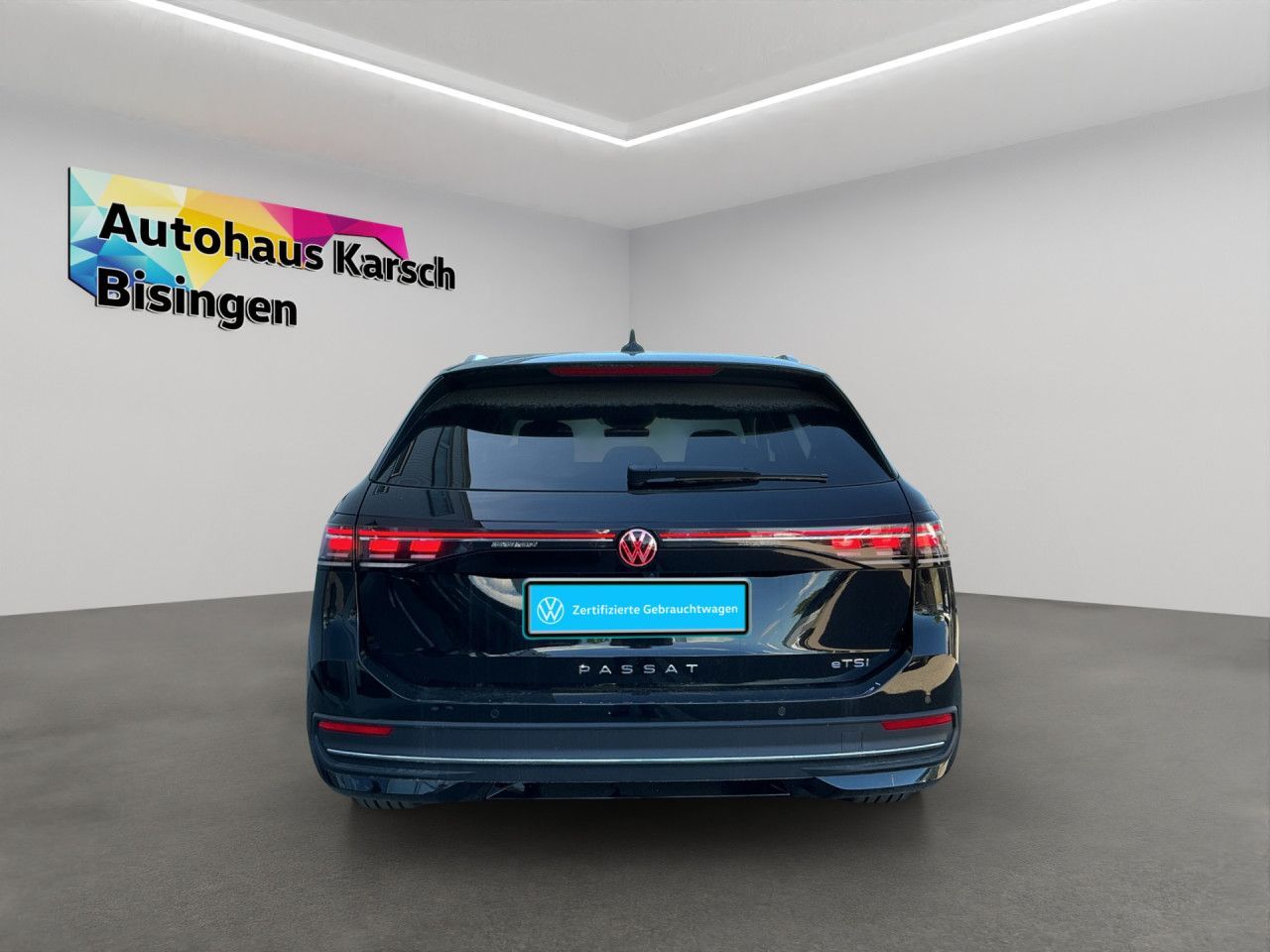 Volkswagen Passat Variant 1.5 eTSI DSG Business AHK NAVI foto 5
