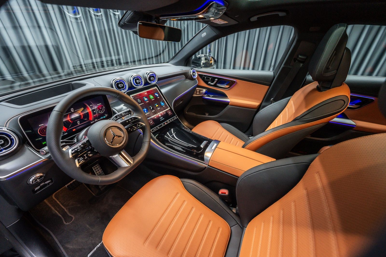 Fahrzeugabbildung Mercedes-Benz GLC 300 4M Coupé AMG Premium Plus*20"*NP*MY26