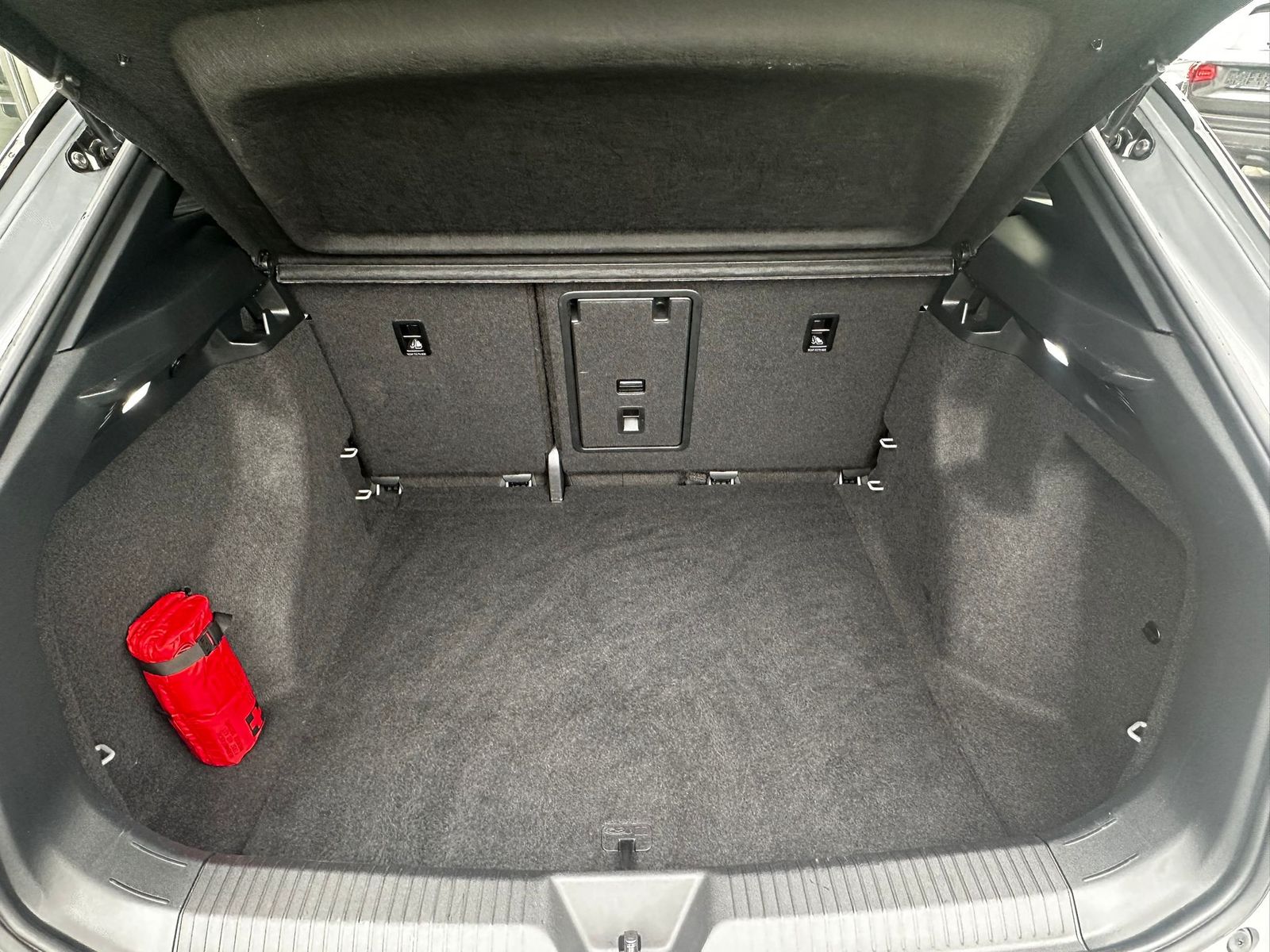 Fahrzeugabbildung Volkswagen ID.4 GTX 82kWh 4M VIRTU+NAVI+MATRIX+SHZ+PDC+21"