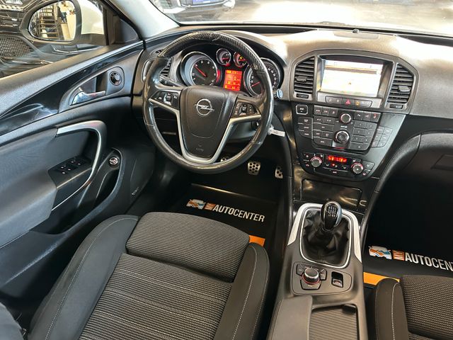 Opel Insignia A Sports Tourer Sport 4x4 *Xenon*1Hand*