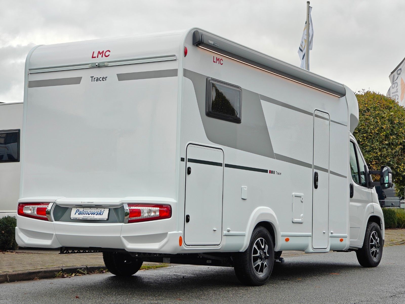 Fahrzeugabbildung LMC Tracer 690 EL - Chassis Design, 140PS, MJ2026! -