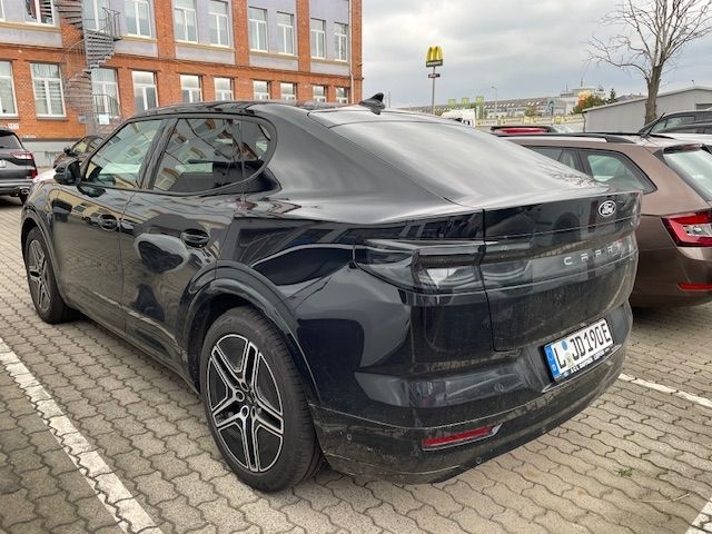 Fahrzeugabbildung Ford Capri 210kW RWD Premium Kamera Head-Up Navi