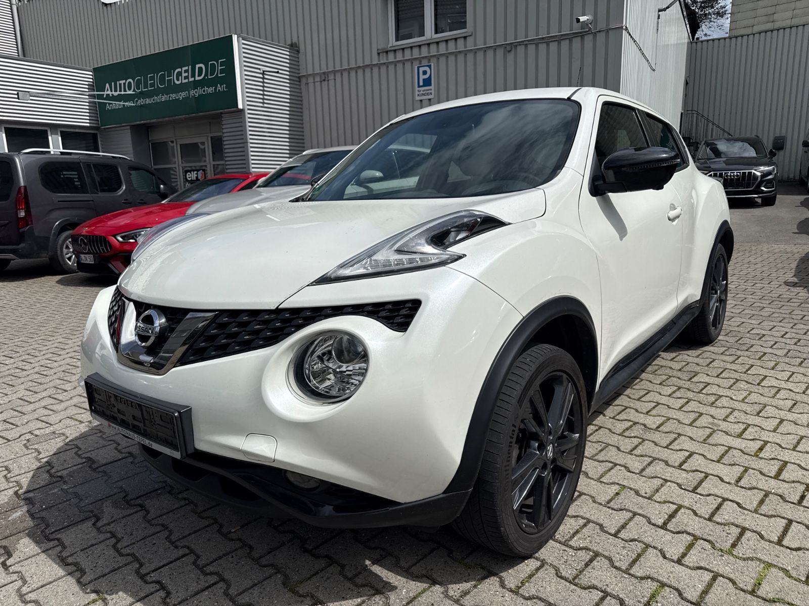 NISSAN Juke