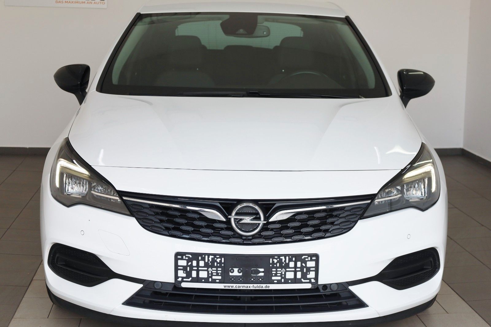 Fahrzeugabbildung Opel Astra K Lim. 5-trg. Design & Tech LED,SH,PDC,App