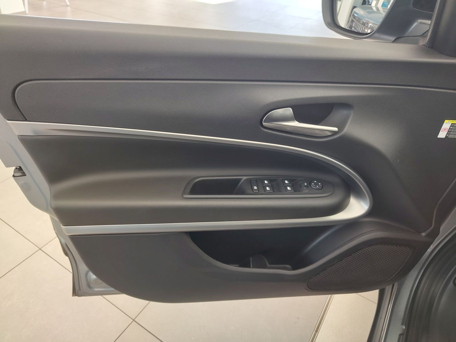 JEEP Avenger  1.2 MHEV Altitude JBL ACC LED – Bild 44