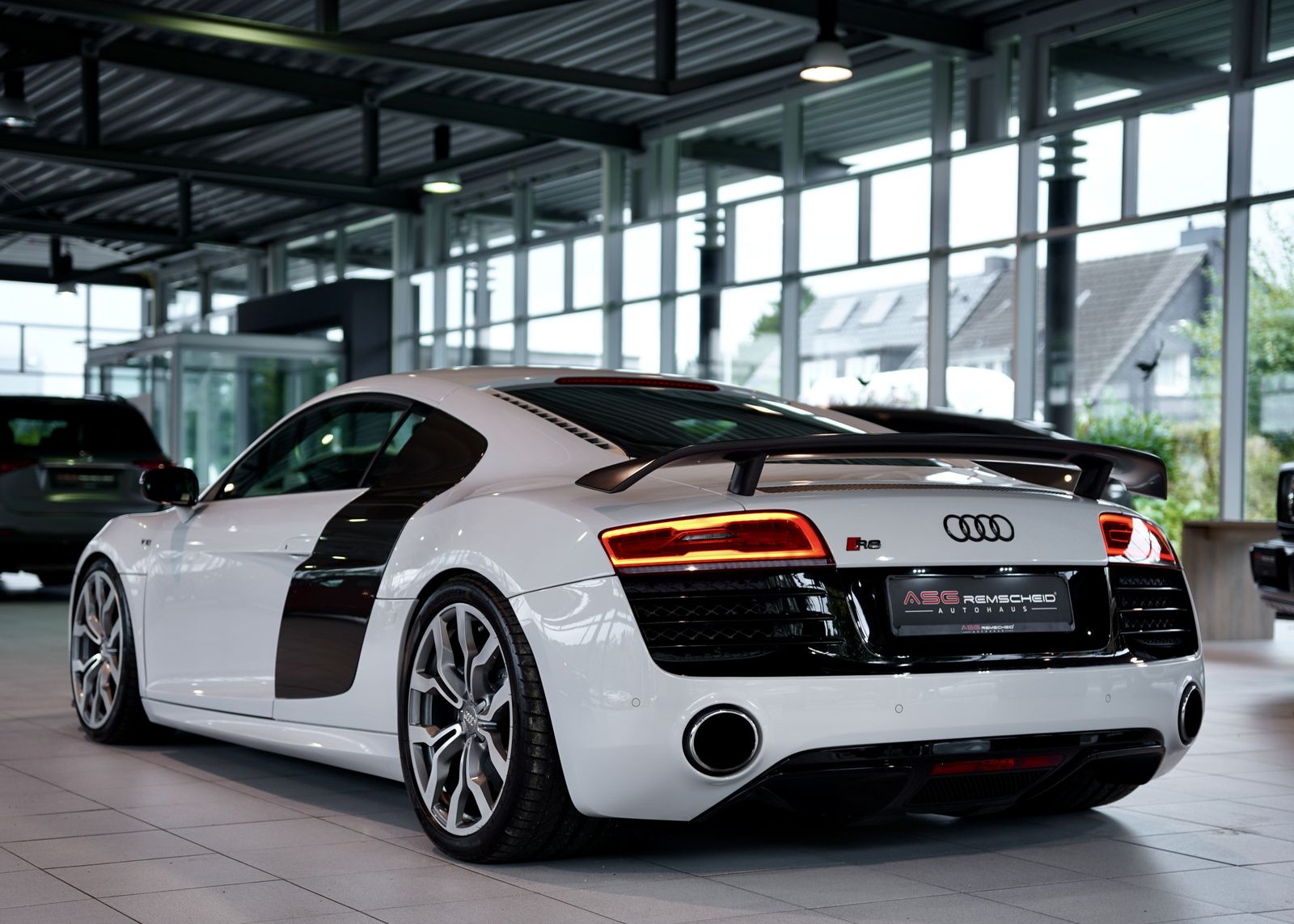 Audi R8