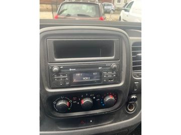 Renault Trafic - 3