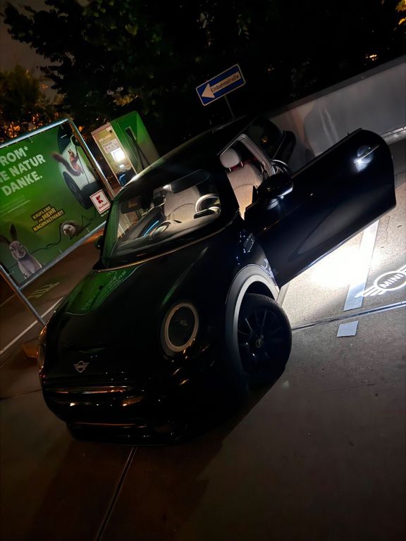 Image of MINI Cooper SE