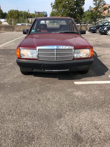 Mercedes-Benz Mercedes Benz 190E 2.0 Automatik 1.Hand TÜ...