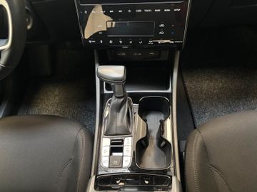 Hyundai TUCSON - 12