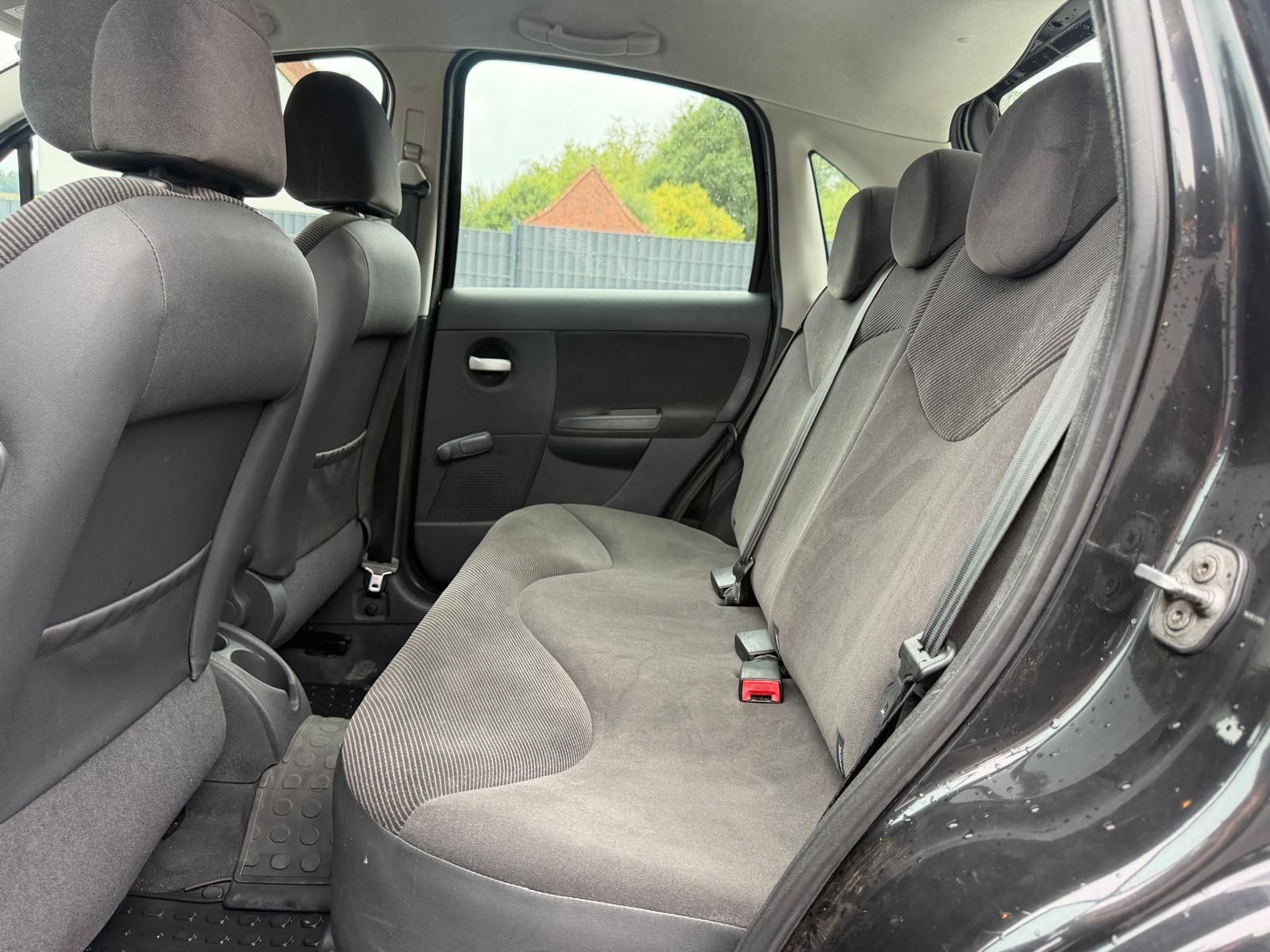 CITROEN C3 1.4 16V Exclusive KLIMA/TÜV – Foto 11