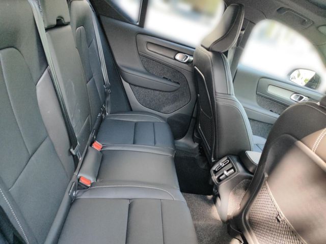 VOLVO XC 40 (Bild 18 von Array)