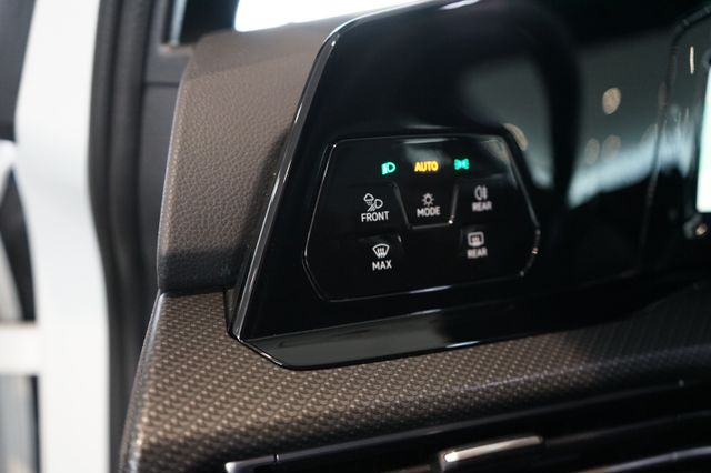 Volkswagen Golf 2.0 TDI R-Line | Pano | Matrix | Navi | ACC Volkswagen Golf 2.0 TDI R-Line | Pano | Matrix | Navi | ACC