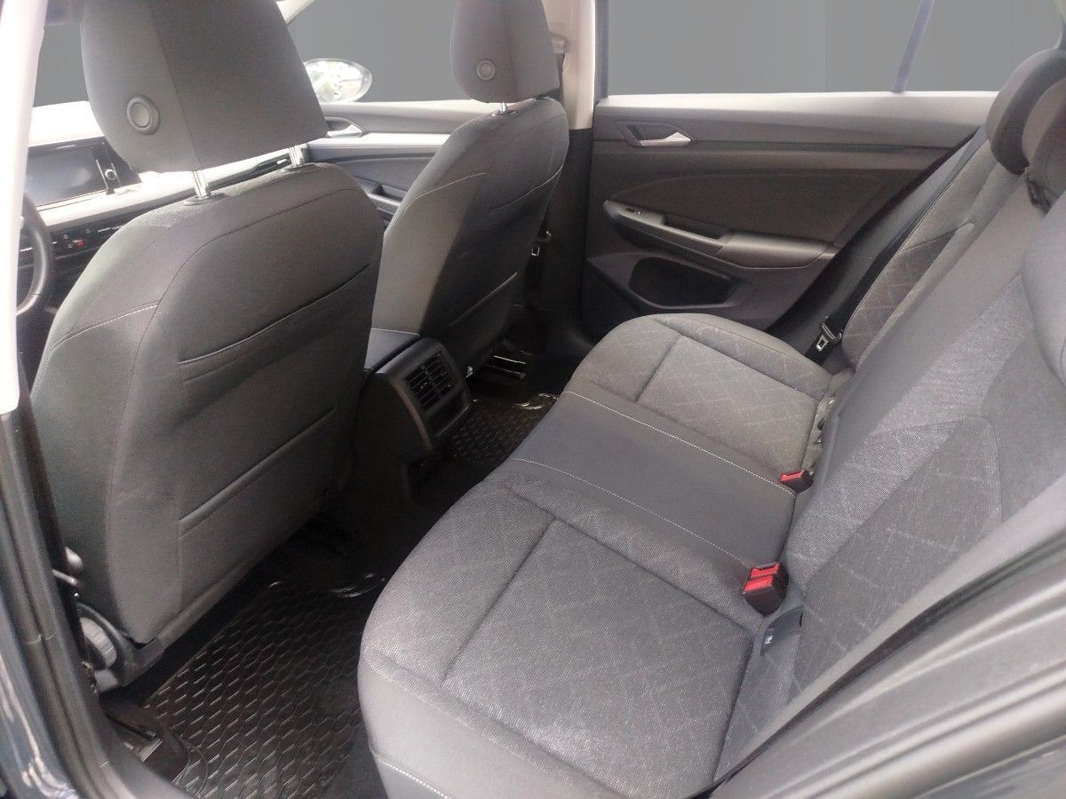 Volkswagen Golf - Bild 10