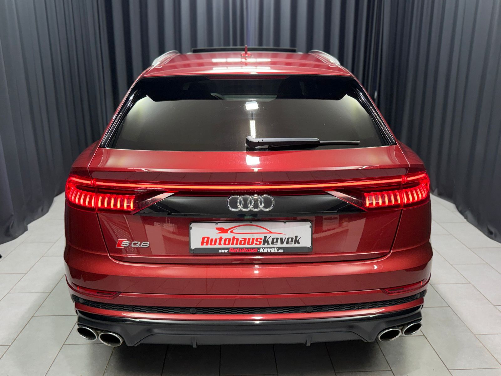 Fahrzeugabbildung Audi SQ8 4.0 TDI quattro|3D BANG&OLUFSEN|RS-SITZE|AHK