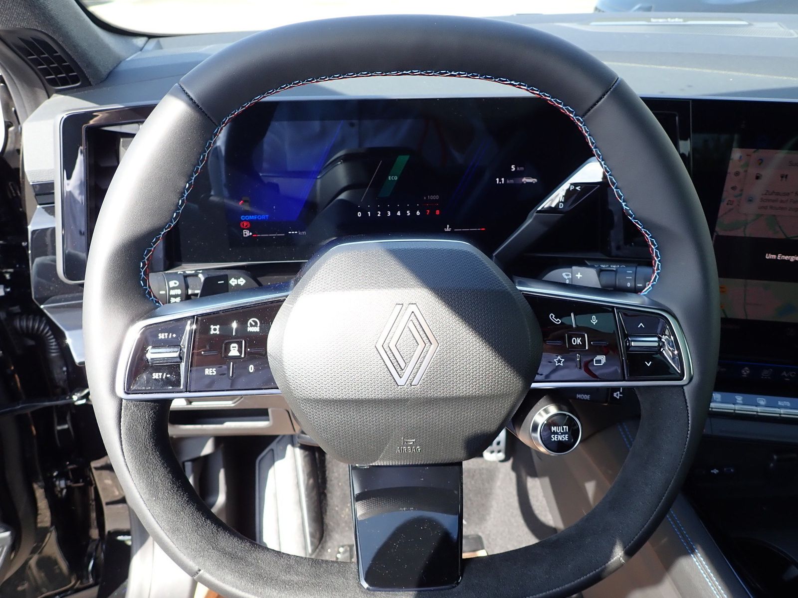 Fahrzeugabbildung Renault Austral Iconic Esprit Alpine Mild Hybrid 160 AT