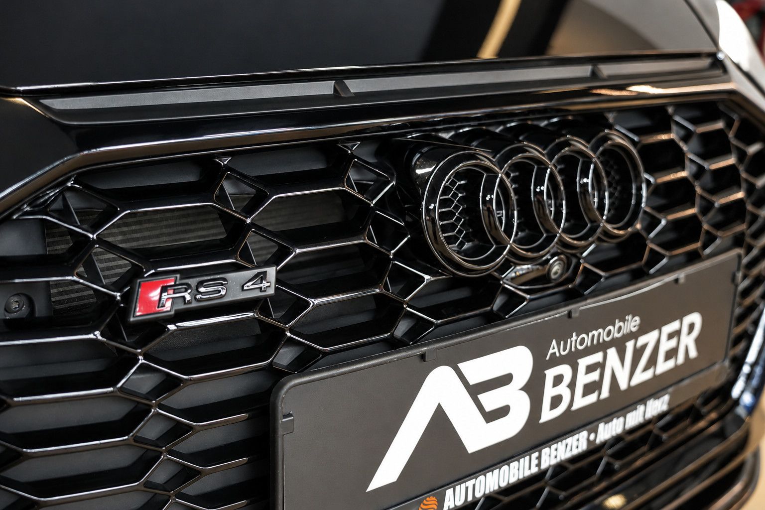 Fahrzeugabbildung Audi RS 4 2.9 TFSI *Virtual*RautenSitze*B&O*Pano*HUD