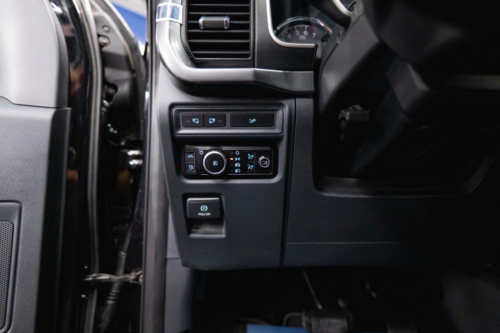 Fahrzeugabbildung Ford F150 3.5L V6 PowerBoost RAPTOR Twin-Turbo 4x4