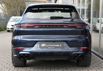 Porsche Cayenne - 4