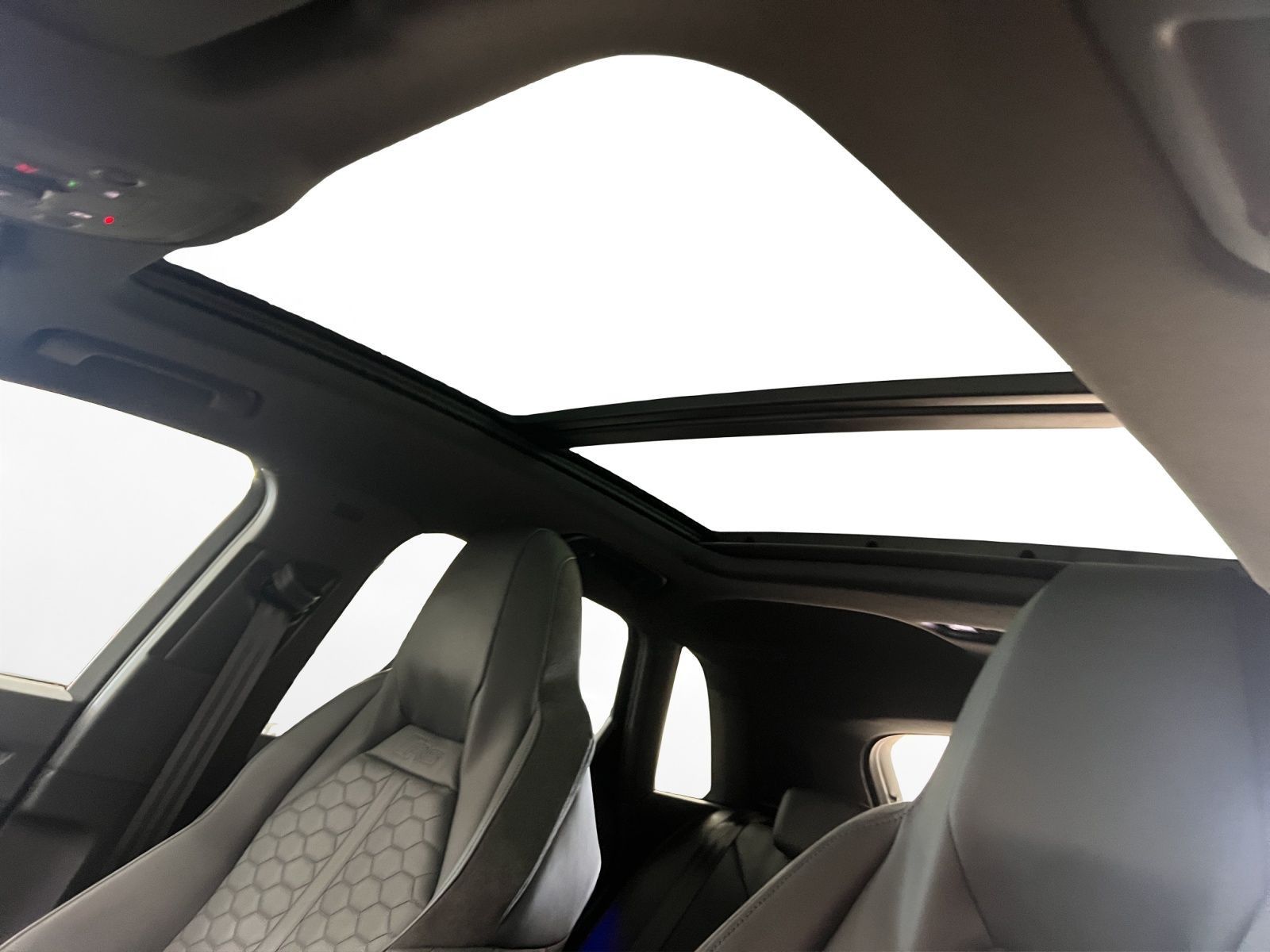 Audi RSQ3 - Bild 9