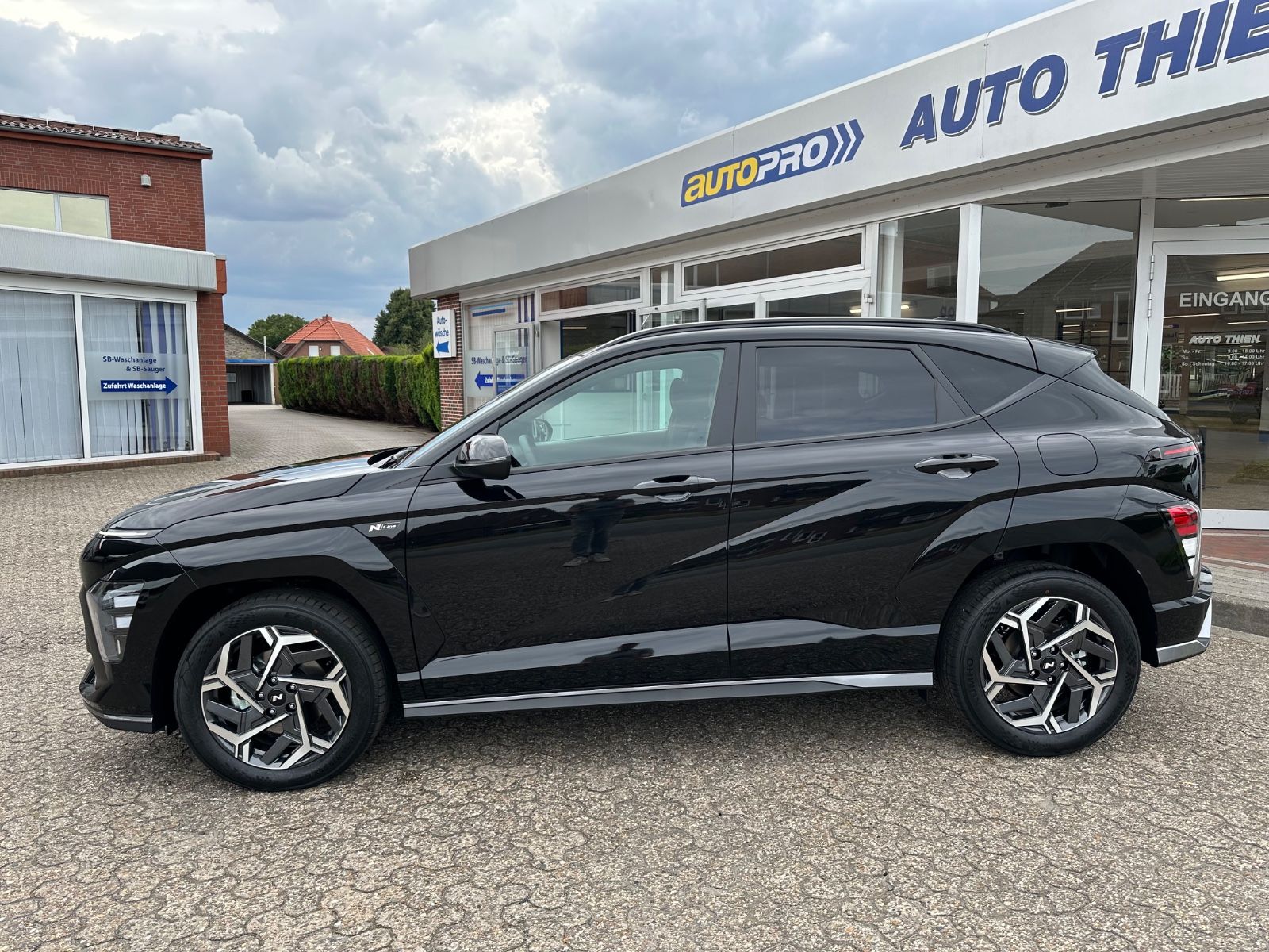 Fahrzeugabbildung Hyundai KONA 1.6 T-GDI N Line DCT Navi/ACC/Shzg/PDC/18"