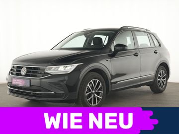 Volkswagen Tiguan - 1