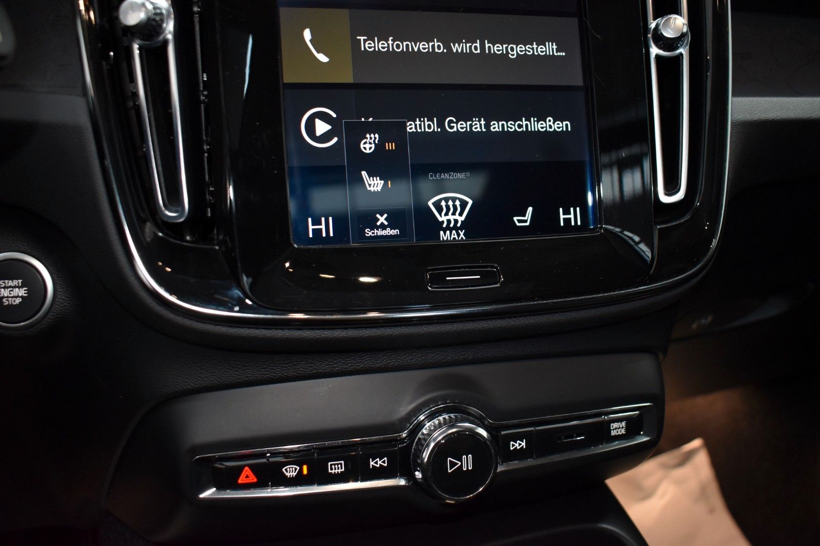 Fahrzeugabbildung Volvo XC40 Inscription T5 Recharge,Navi,LED,Panoram,WR