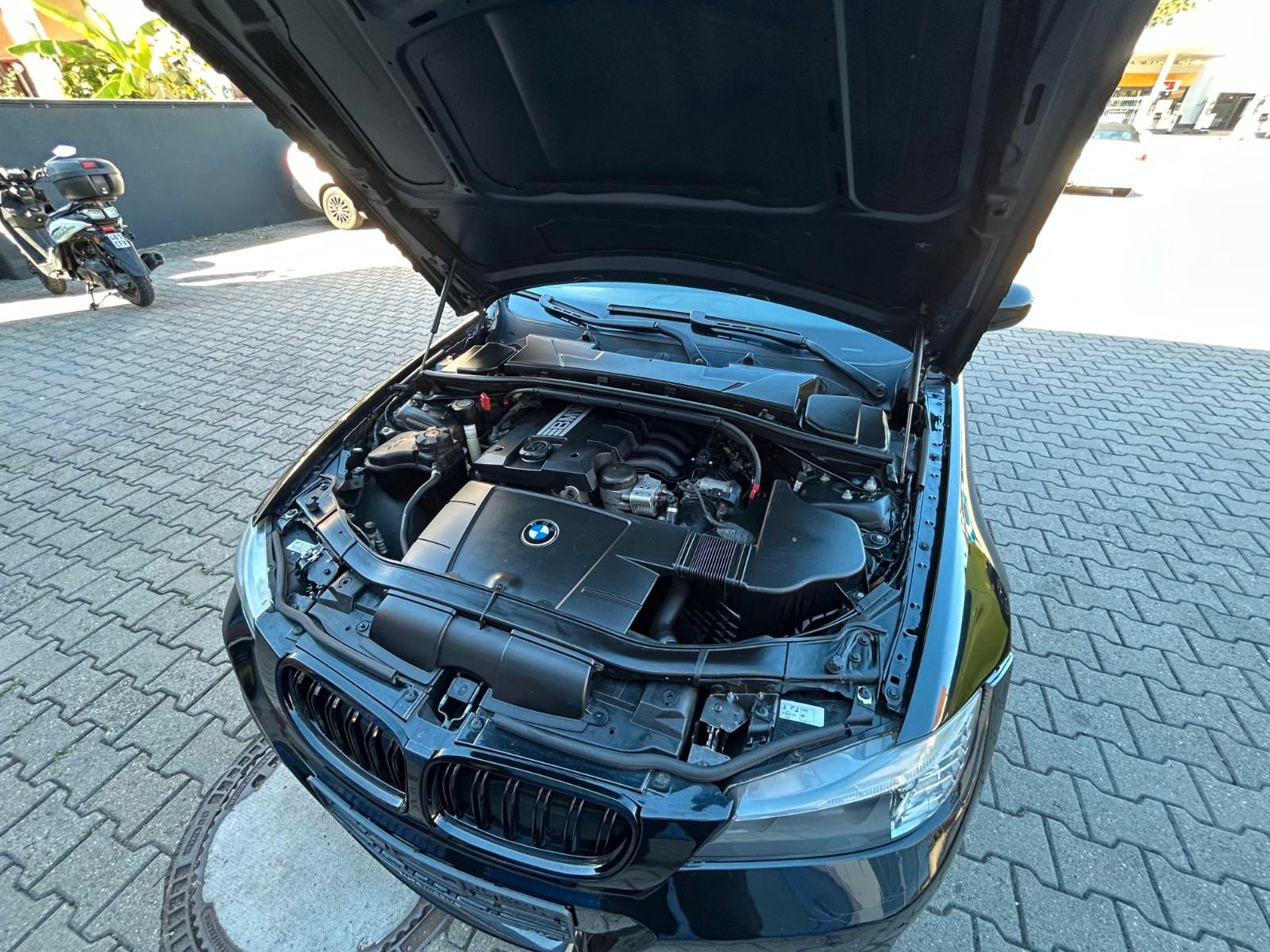 BMW 320i 2.0 170ch PACK M BVM Shadow line Sièges sport Toit ouvrant - 2EME MAIN