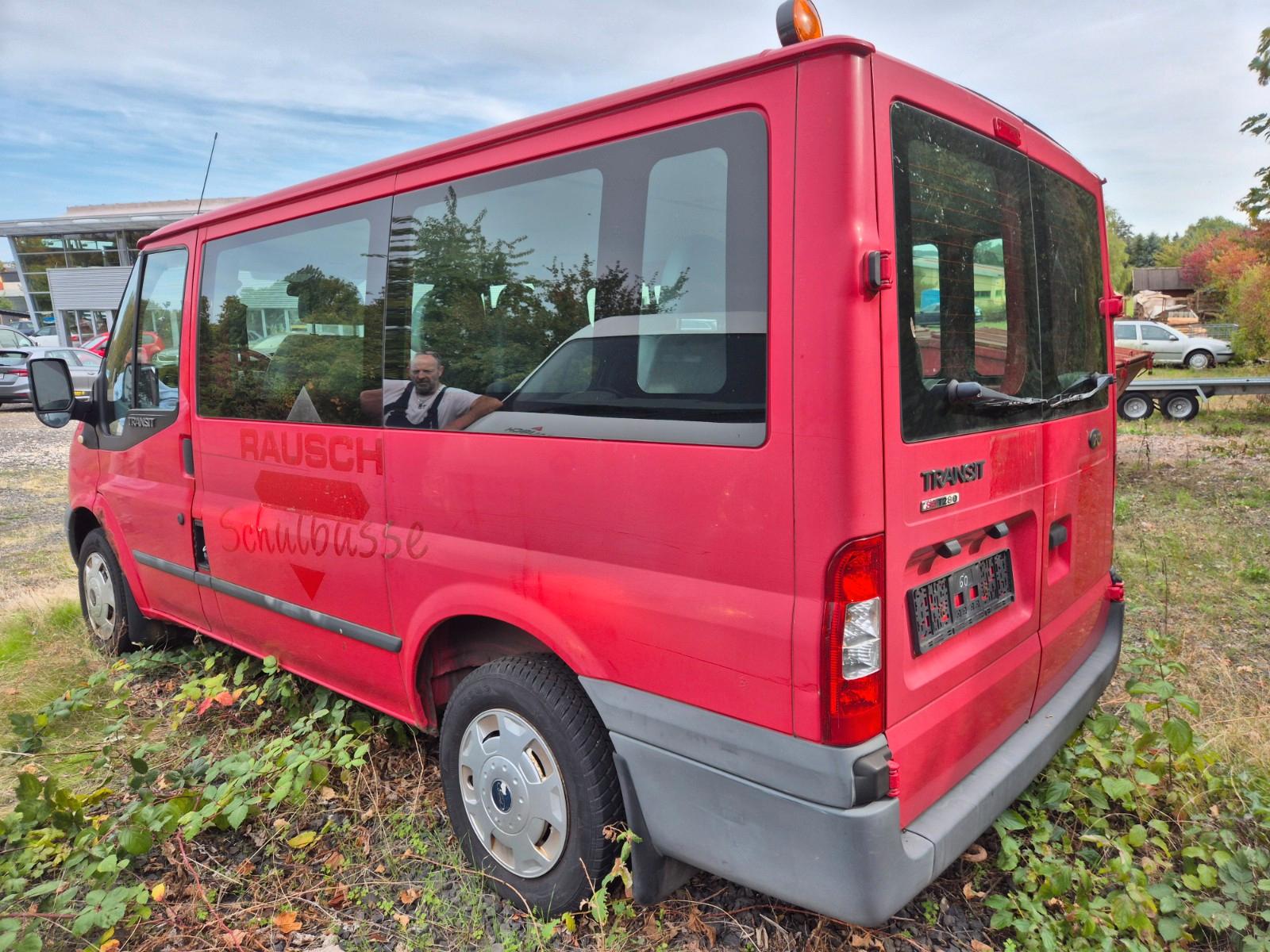 Ford Transit 2011 — engine 2.198 cm³, 86 HP (63kW)