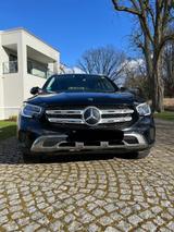 Mercedes-Benz 300 GLC 300 d 4MATIC Autom. - - Mercedes-Benz 300: A