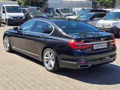 Fahrzeugabbildung 730 d xDrive Lim Laserlicht HUD AD StandHZG Navi