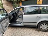 Volkswagen Passat Variant 1.8 Basis - Volkswagen Passat Variant aus 1999