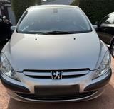 Peugeot Gepflegtes Auto mit wenig Kilometer - gebrauchte Peugeot 307 aus dem Jahr 2003