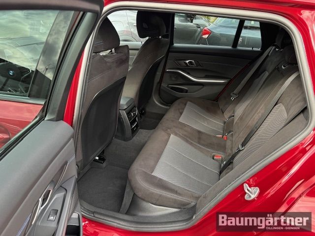 Fahrzeugabbildung BMW 330 i xDrive M-Sport Touring Kamera/ACC/Sitzh.