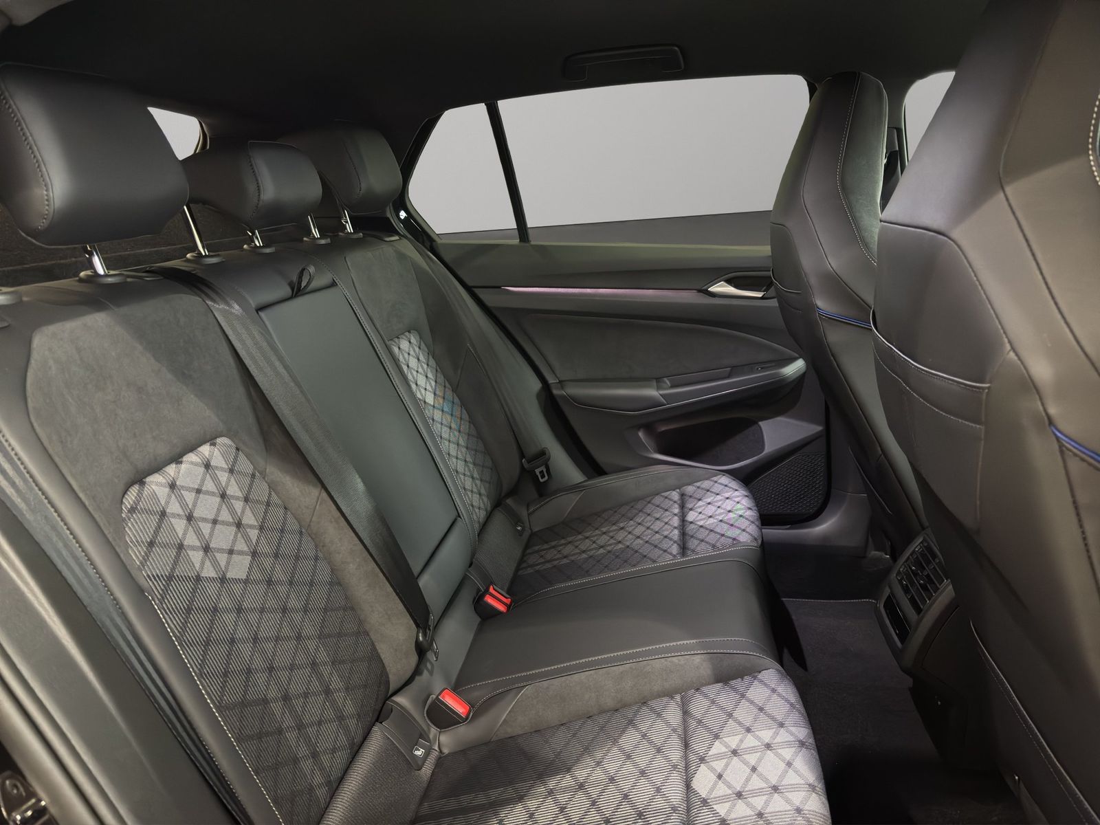 Volkswagen Golf - Bild 7
